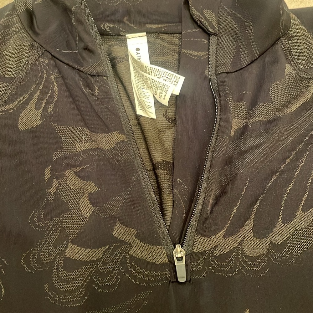 Athleta Swirl Long Sleeve 1/4 Zip Pullover Sweater - Picture 3 of 8